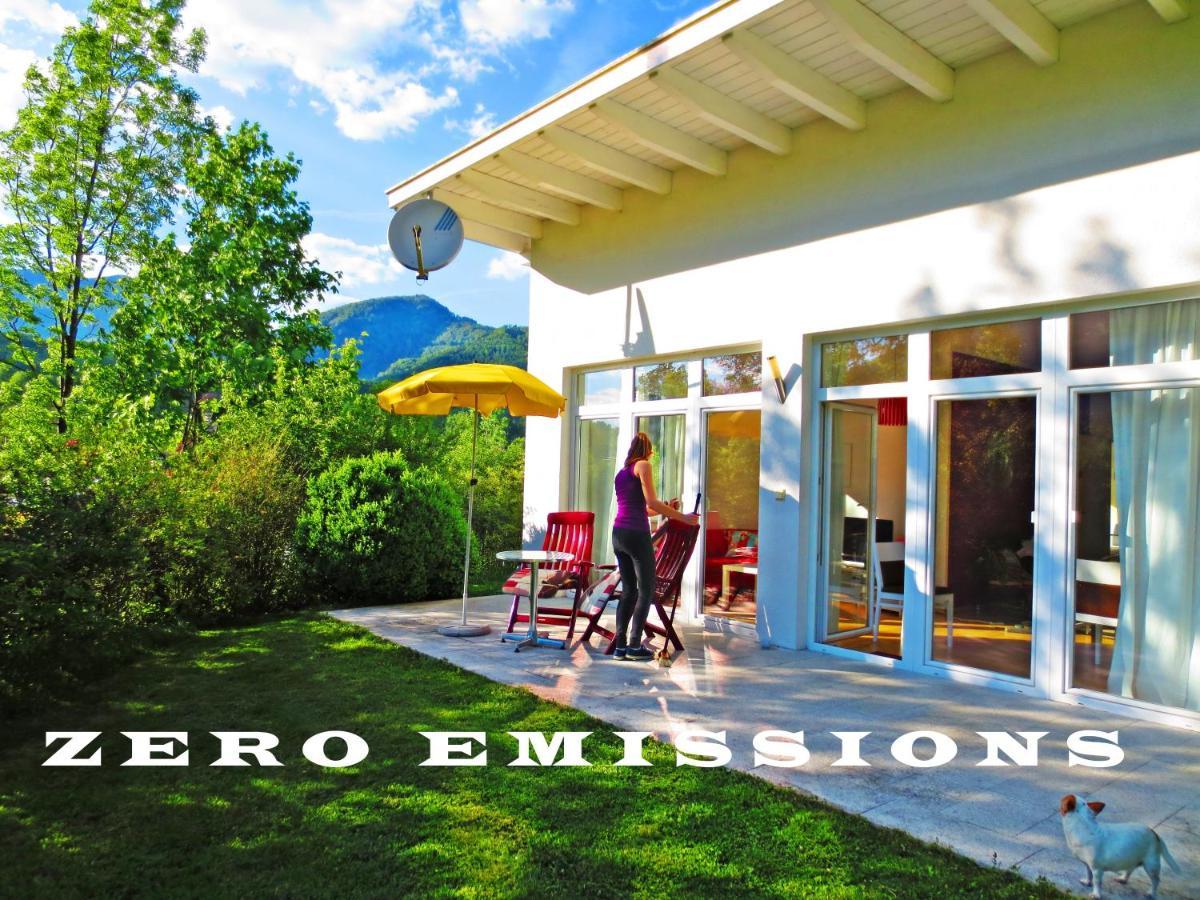 Flores, Ferienhaus Oder Doppelzimmer, Im Gruenen, 5 Gehminuten Ins Zentrum, Parkplatz, Zero Emissions Bad Ischl Extérieur photo